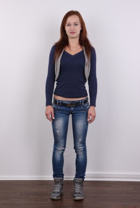 Emma Pearl sexy model image