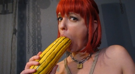 ruiva bdsm adulto hd imagens