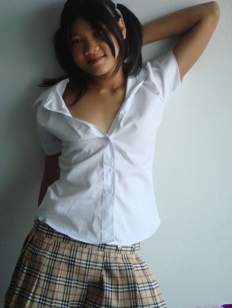 asian schoolgirl naked archive