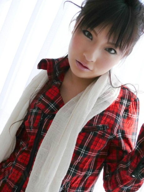 Rika Sonohara pretty actress pic