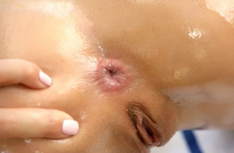 oiled teen hot sex pictures