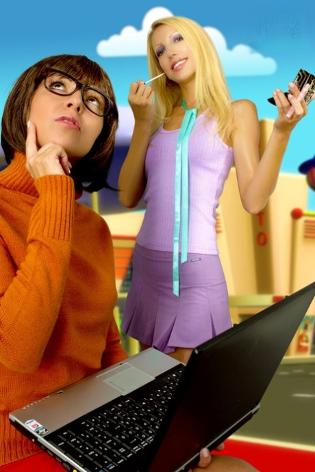 lesbijski cosplay najlepsze akty kino