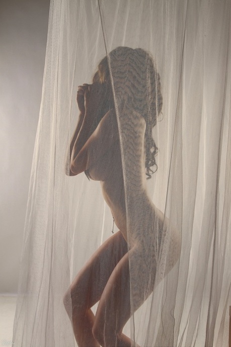 Lily Xo naked star img