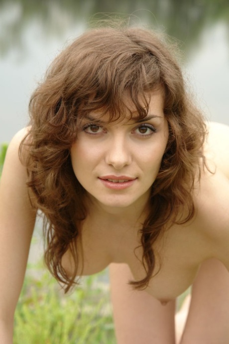 hübsches Gesicht nackt perfekte archiv