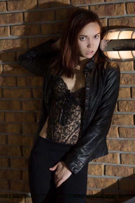 teen leggings erotic photos