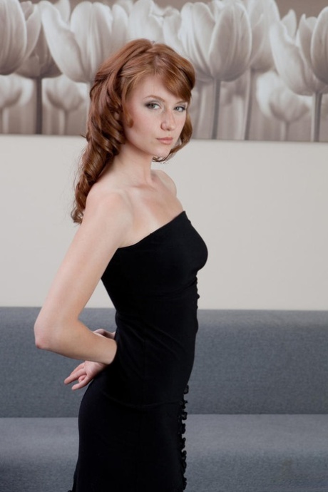 slim milf pretty photos