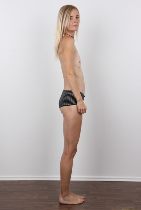 skinny blonde milf beautiful porn img
