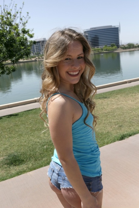 Lilly Ford porn actress picture