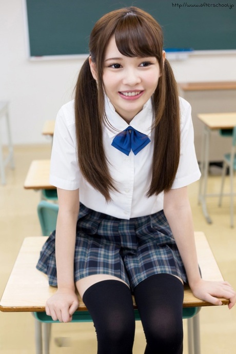 亚洲辫子 A片 畫廊