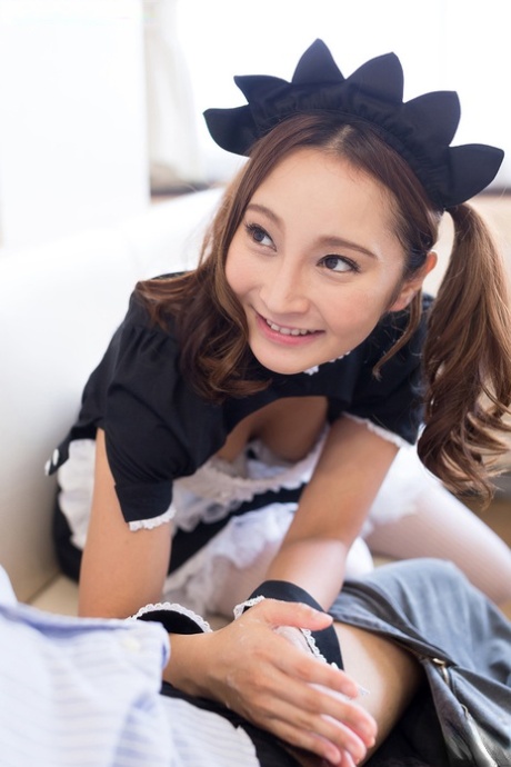 瘦小青少年大奶 性感 照片