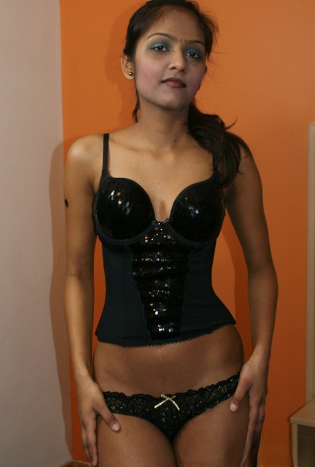 Divya Yogesh model art gallery