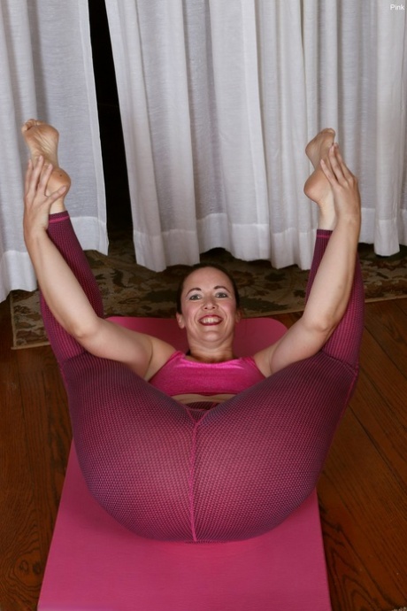 chubby leggings porno photos