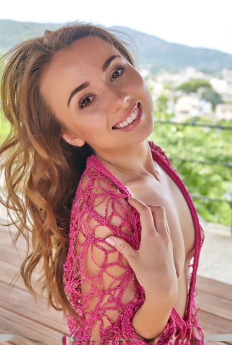 Linda Chase model naked pics
