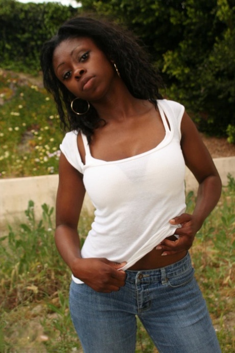 ebony jeans free xxx galleries