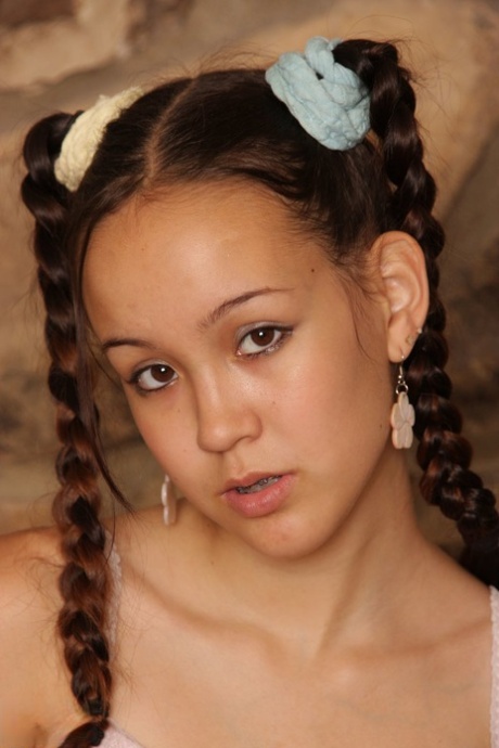 asiatiskt ansikte nudes hd foto