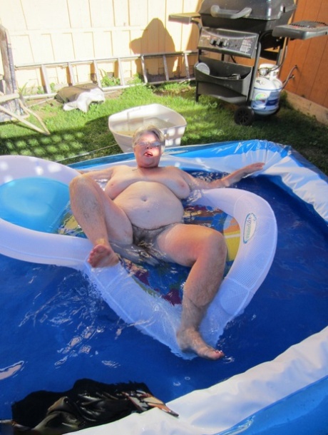 abuela ssbbw arriba desnudo foto