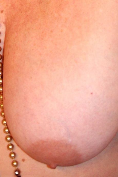 pezones de abuela desnudos porno imágenes