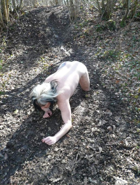 Mary Bitch exclusive model photo