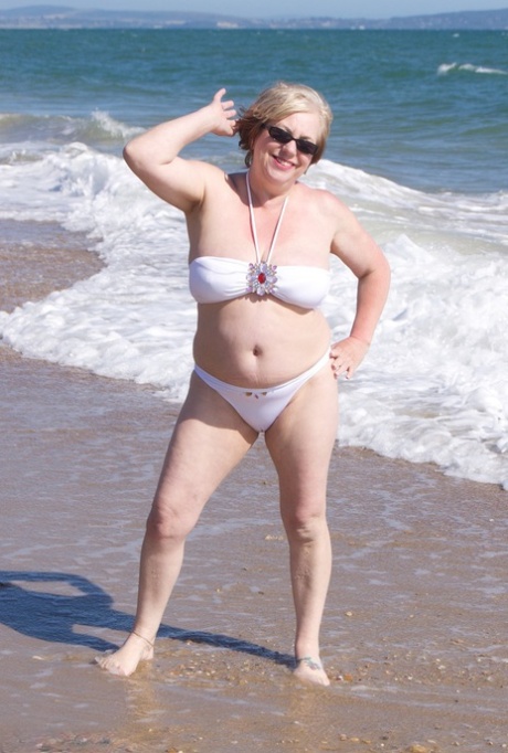 granny beach free naked archive