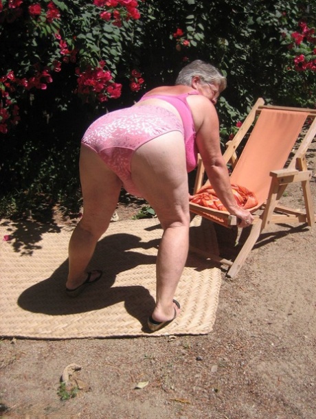 oma ondergoed exclusief foto
