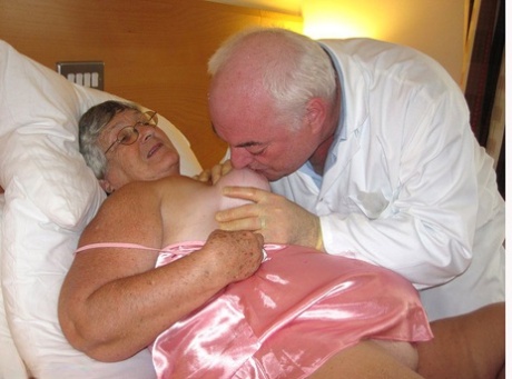 grand-mère ssbbw adulte de haute qualité img