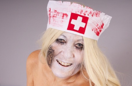 twarz babci nago xxx galeria