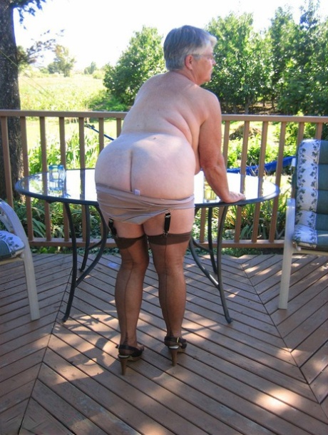 stor rumpa mormor xxx vacker foto