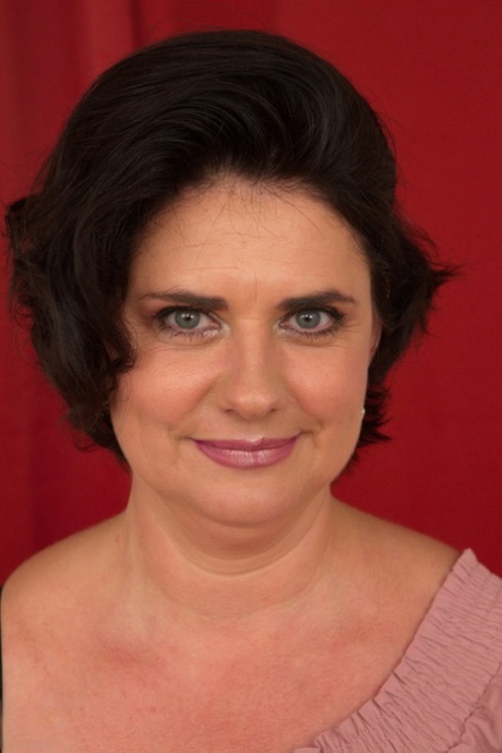 pausbäckiges Gesicht hübsche pornographische fotos