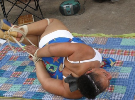 fat ebony hot nude pics