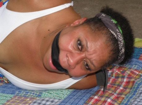black bdsm hot pictures