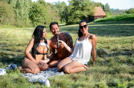 propíchnuté bradavky nejlépe zdarma fotografie