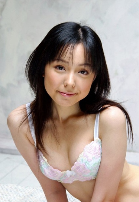 女性モデル ヌード 写真