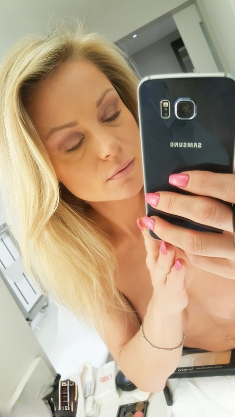 MILF-Selfie exklusive schöne galerien