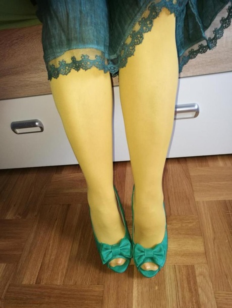 警察 セクシーヌード 画像