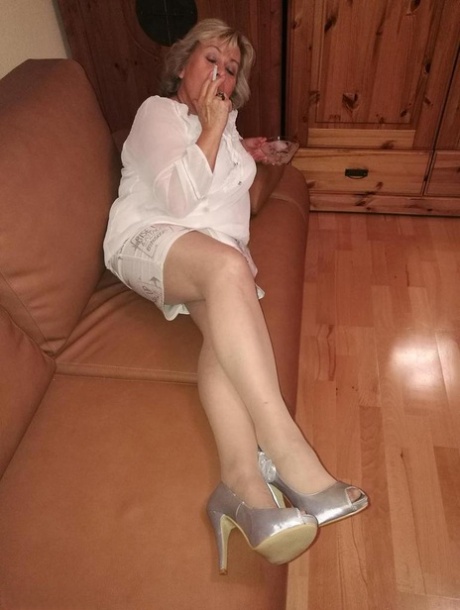 salto alto de vovó bom pornográfico galeria