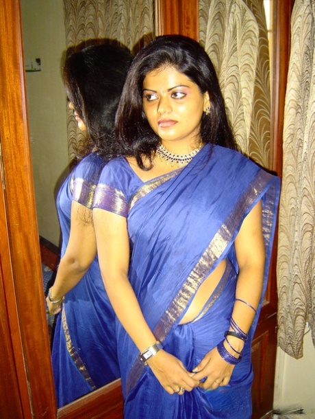 desi nude img