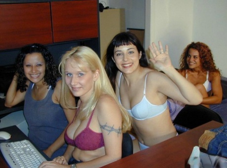 amateur swingers xxx img