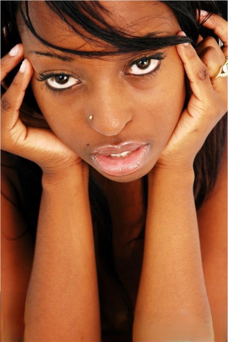 faccia debano pornografico hd immagine