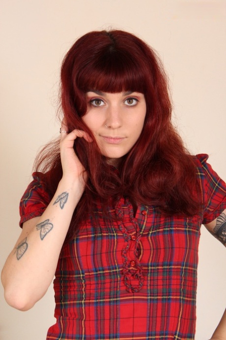 Lauretta Suicide beautiful star pictures