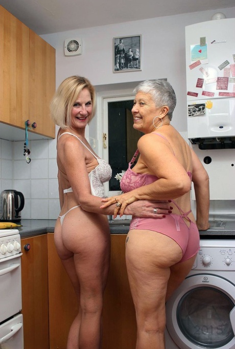 grand-mère au gros cul beau meilleur photo