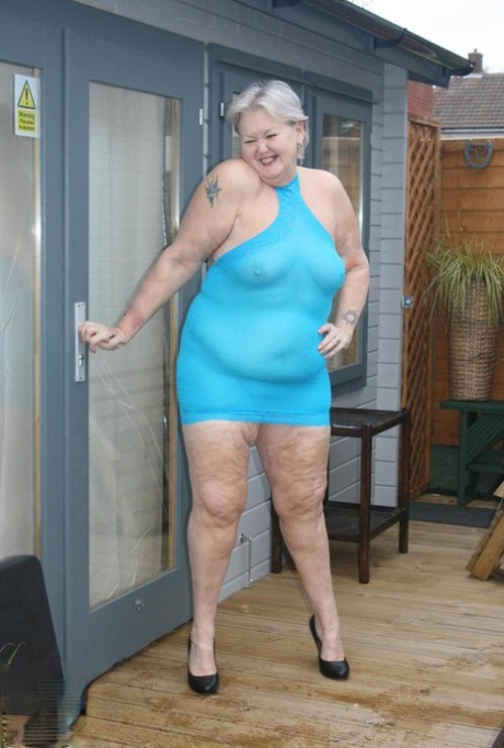 oma rok xxx hd foto