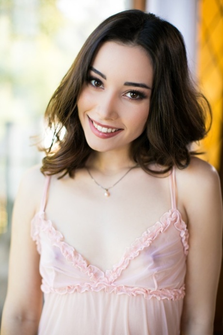Aria Lee high quality actress pics