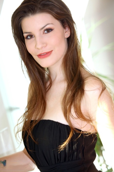 Zena Little pornstar nudes pictures