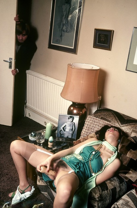vintage hairy free nude pic