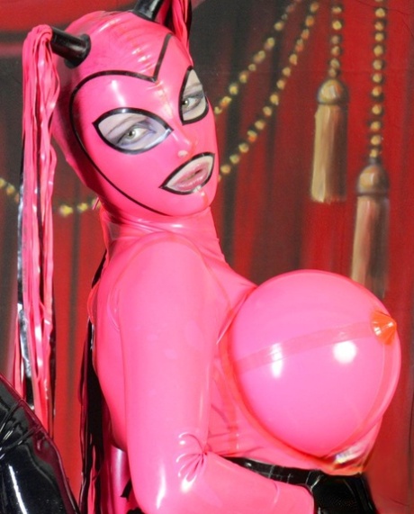 big tits cosplay pornos img