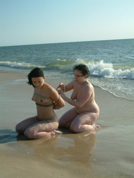curvy bdsm free pics