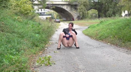 zralé močení špičkové porno snímky