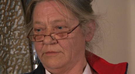 bedstemor ansigt smukke nøgenbilleder billede