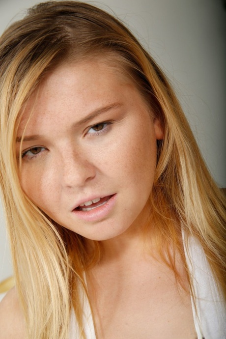 pausbäckiges Gesicht exklusive sexy fotos