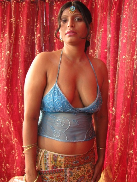 indische MILF hd kunst foto